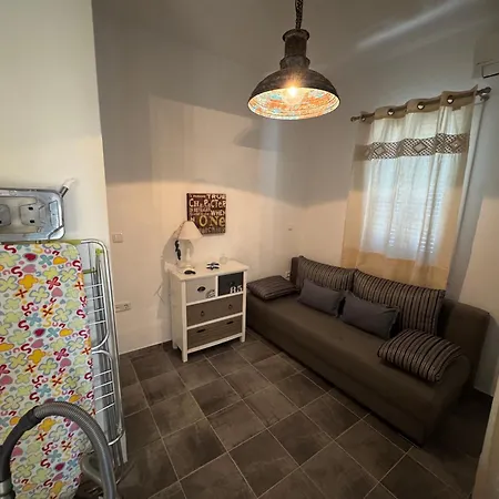 Owl's Nest * Agiassos